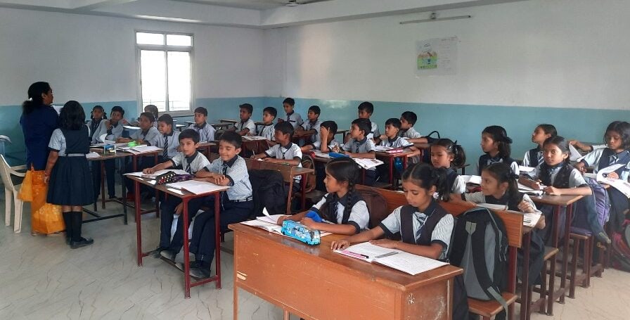 31936_Ghamapur_Nirmala school_20221018 (18)_Solidair-met-India_lr